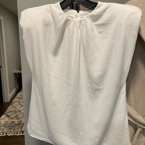 Padded sleeveless shirt